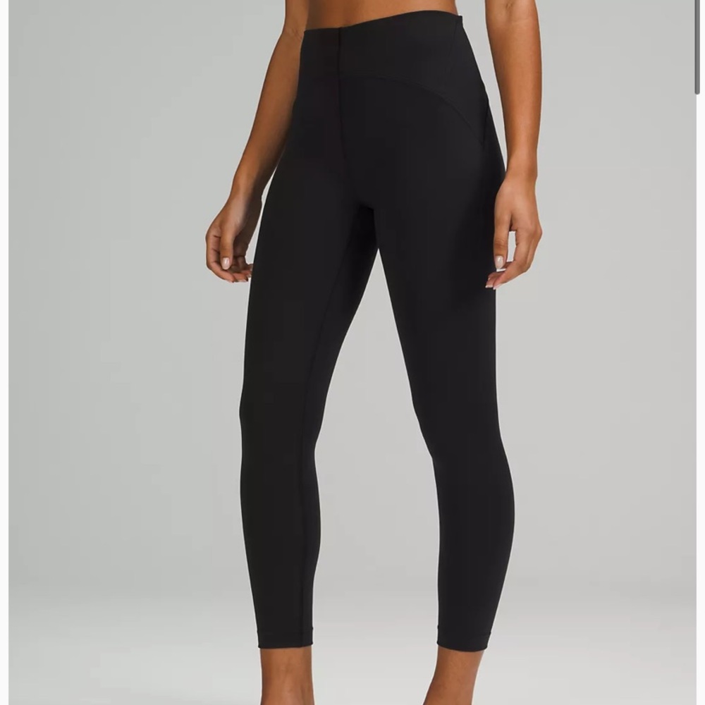 EUC Lululemon Instill 25” Black Leggings - only worn once!!
